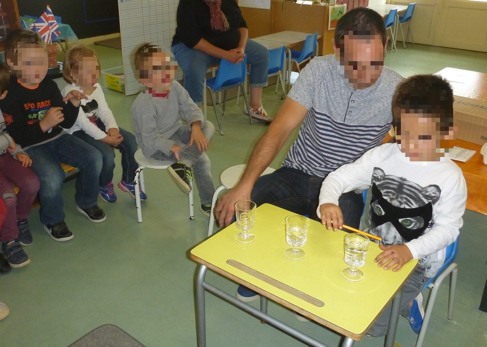 10. Coéducation avec les parents expérience verres musicaux en classe de maternelle