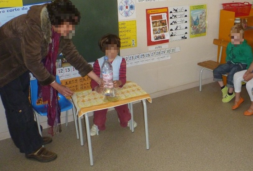 8. Coéducation avec les parents expérience moulin à eau en classe de maternelle