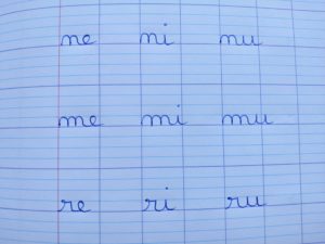 apprendre-a-ecrire-syllabe-sans-lever-crayon
